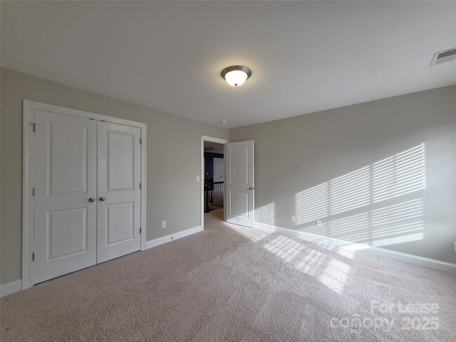 Building Photo - 11210 Streamwood Ln NW