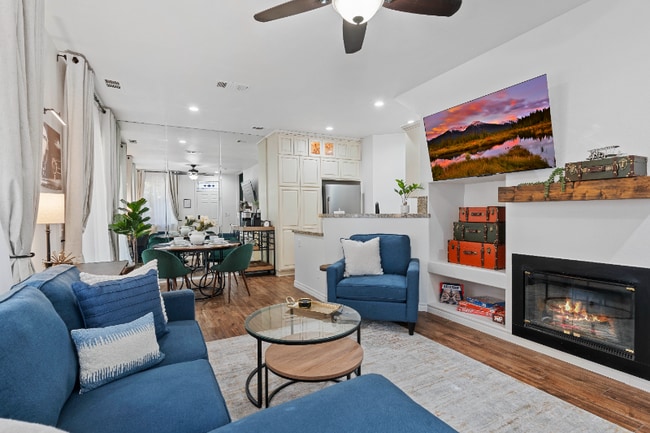 Building Photo - 26947 Hillsborough Pkwy