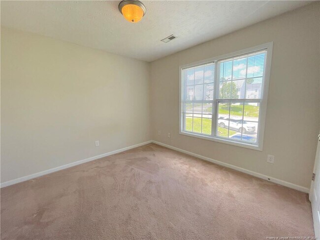 Building Photo - 68 Abigail Way