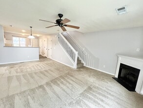Building Photo - STEELECREEK TOWNHOUSE!