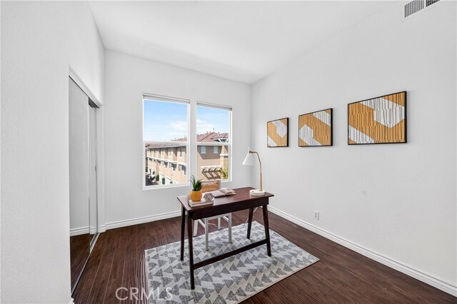 Building Photo - 2256 Clark Dr