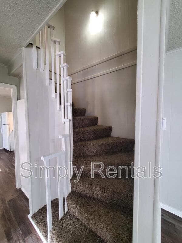 Building Photo - 400 Bill Bradford Rd