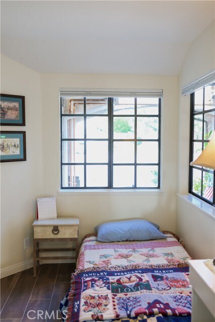 Building Photo - 183 S Starflower St