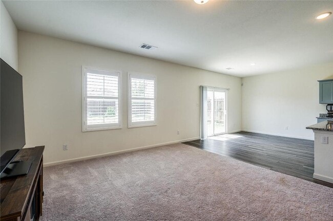 Building Photo - AVAILABLE NOW - Spacious 3-Bedroom Home in Monticello Park – 2 Living Areas, Granite Counters & L...