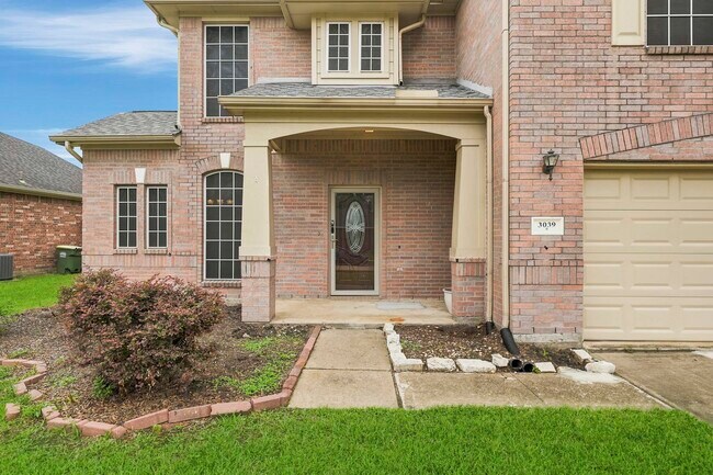 Building Photo - 3039 Orange St