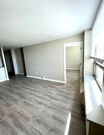 Building Photo - 1355 N Sandburg Terrace