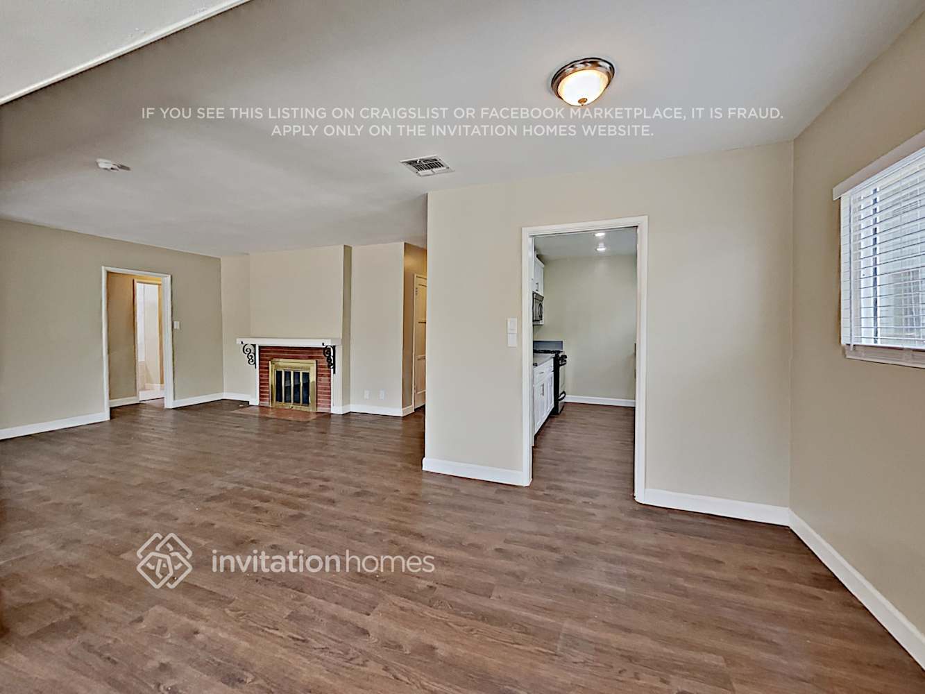 Building Photo - 6952 Donna Ave