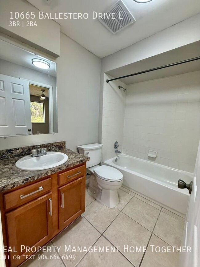 Building Photo - 10665 Ballestero Dr E