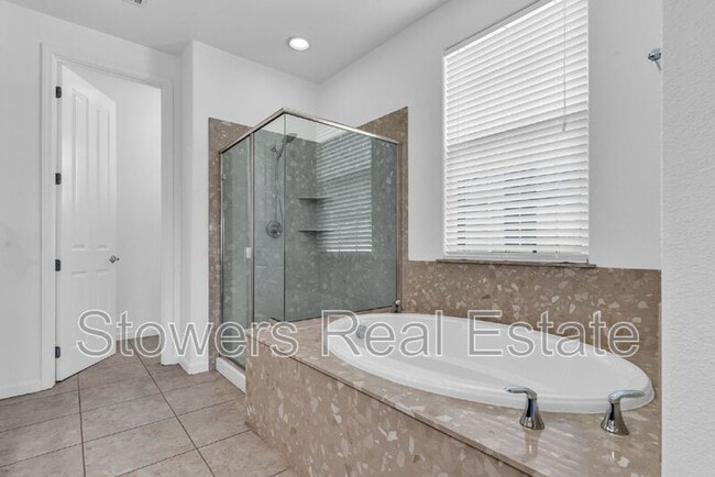 Building Photo - 4685 Malayan St