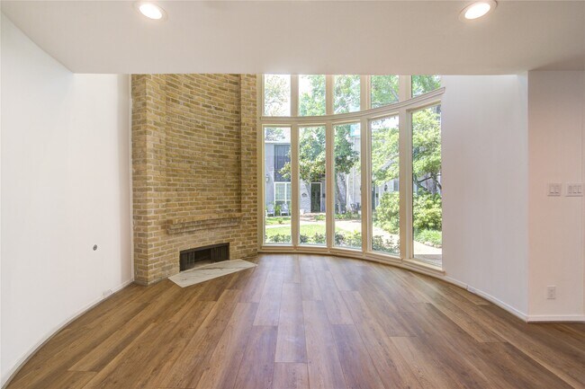 Building Photo - 7612 Olympia Dr