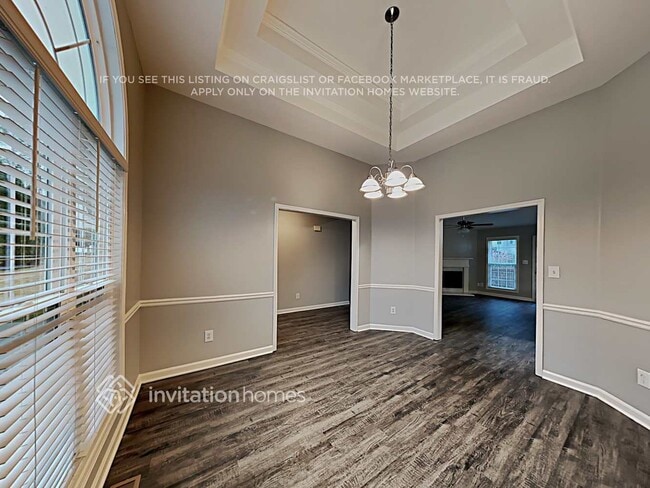 Building Photo - 844 Whitehaven Ln