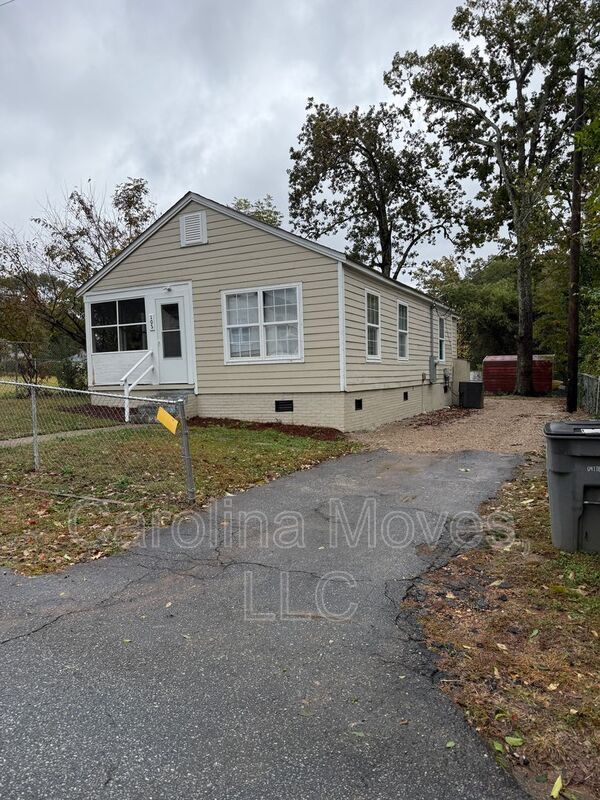 Building Photo - 105 Francis Ave