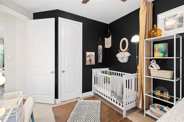 Building Photo - 4520 Del Rey Ave