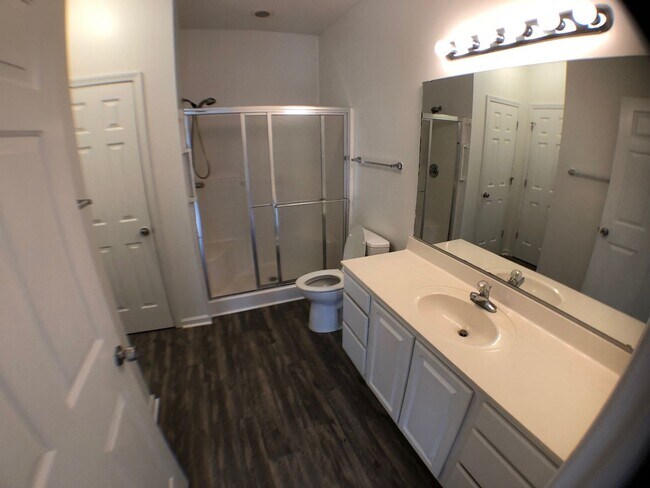 Building Photo - Spacious 3BR/2BA Condo Near North Myrtle B...