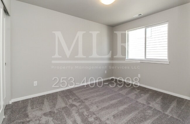 Building Photo - 10325 SE 270th St