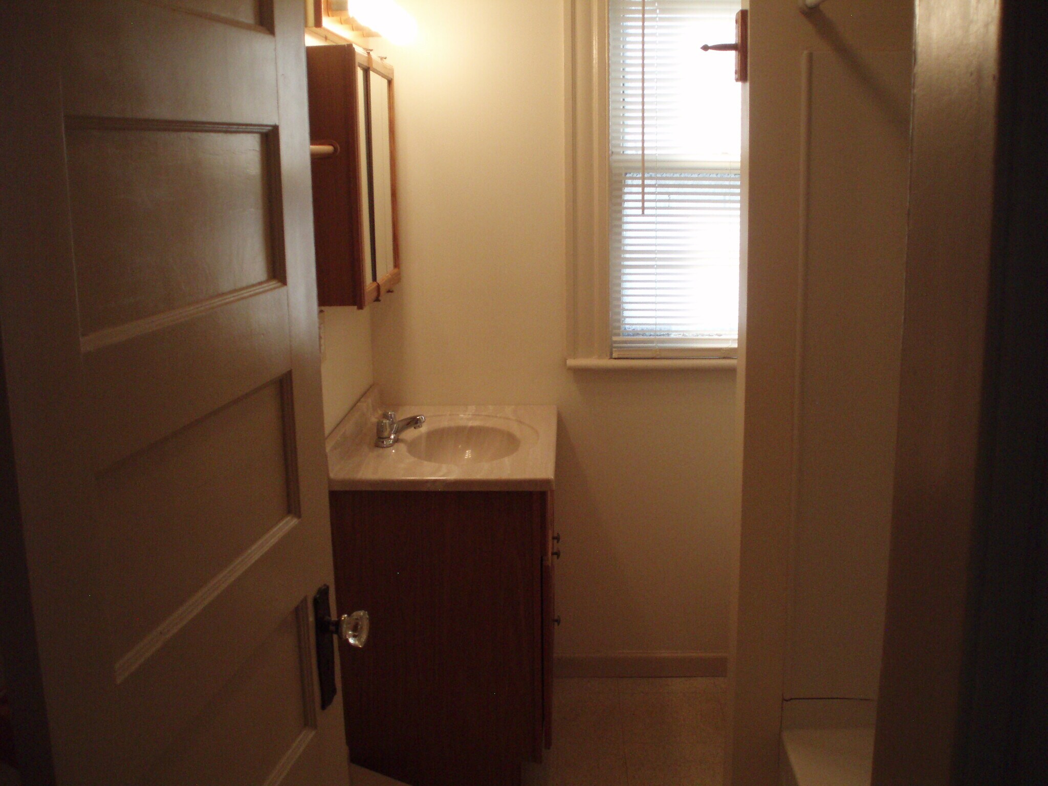 Building Photo - 82 Porter St