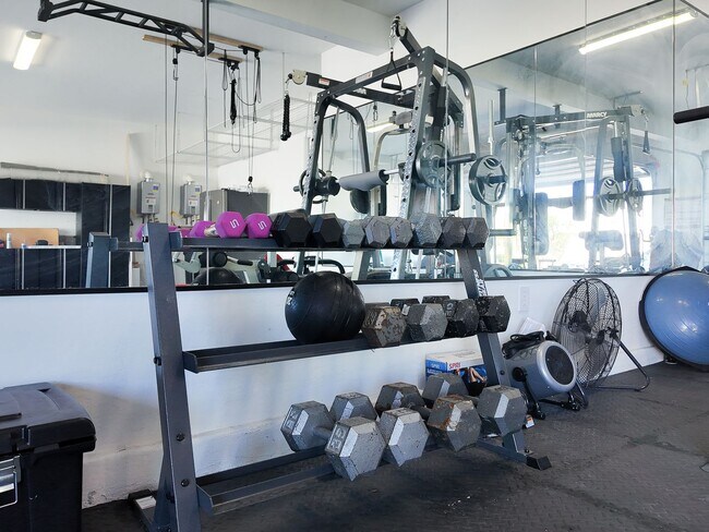 Building Photo - Exquisite Luxury Rental in Prestigious Gated Tule Springs Community