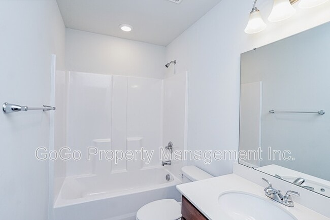 Building Photo - 649 Millsgate Cir