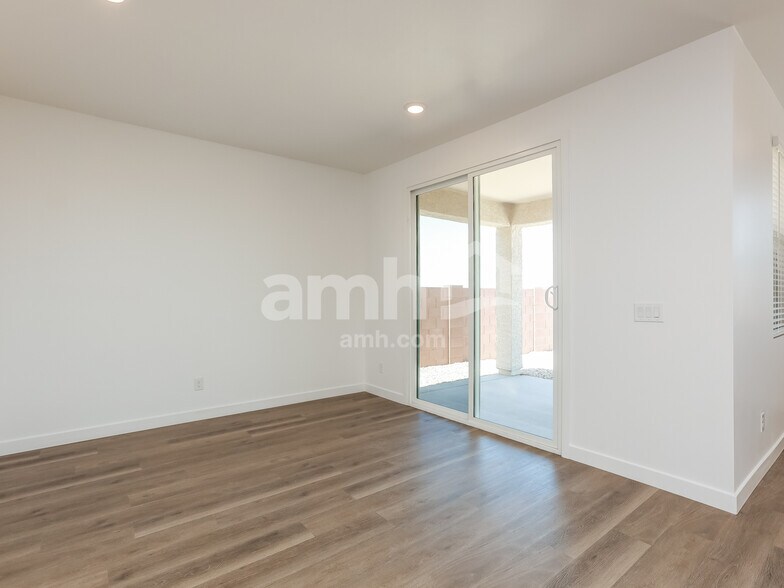 Building Photo - 12286 Thunder Creek Pky