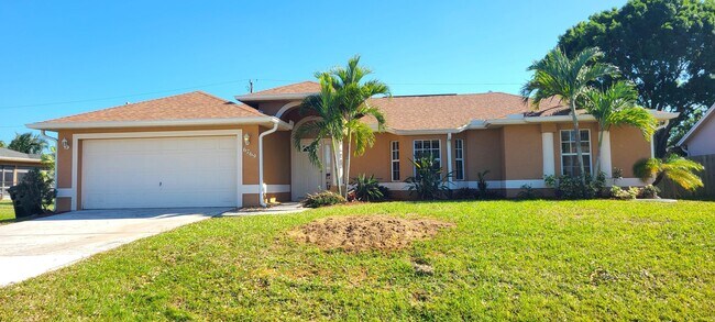 Primary Photo - 6769 NW Abigail Ave