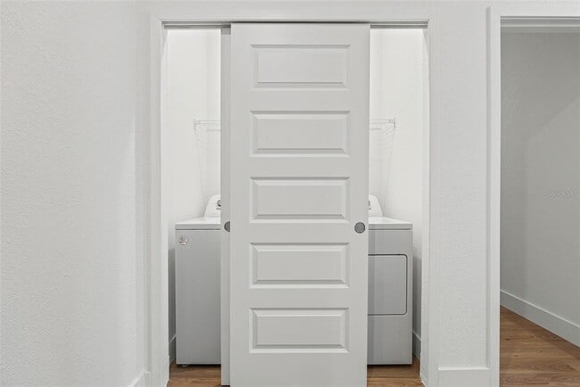 Building Photo - 8025 Gulfstream Ct