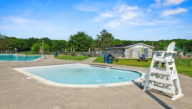 Building Photo - 223 Paxinos Dr