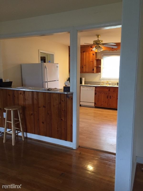 Building Photo - 3 br, 1 bath House - 532 Graham Rd