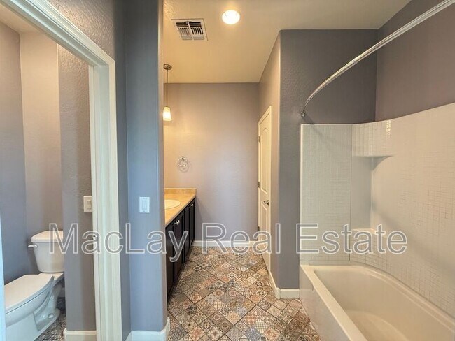 Building Photo - 23849 W Tamarisk Ave