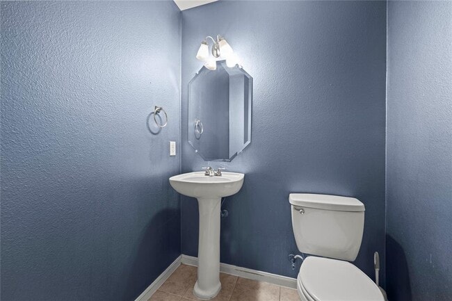 Building Photo - 5105 Hibiscus Valley Dr