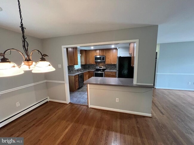 Building Photo - 800 Severn Dr