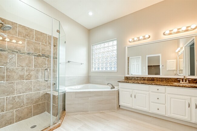 Building Photo - 22011 Windmill Bluff Ln