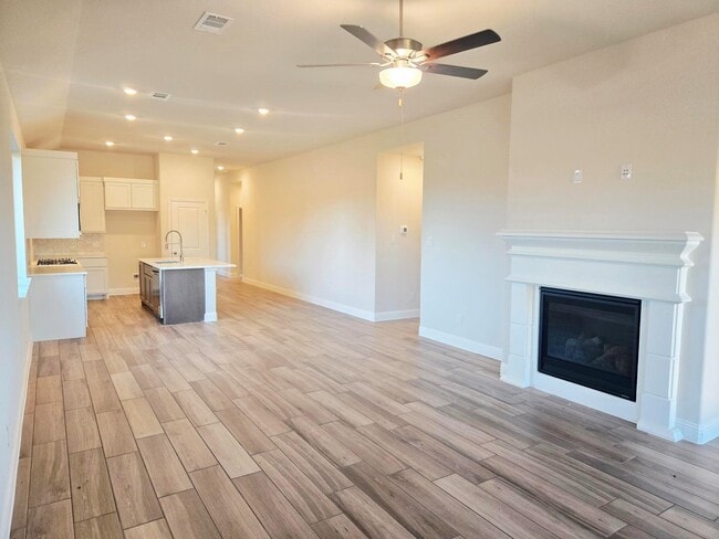 Building Photo - 4014 Colony Ln