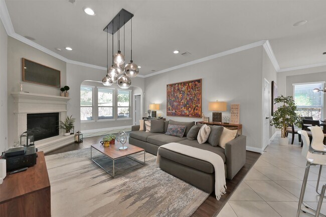 Building Photo - 98 Lindenberry Cir