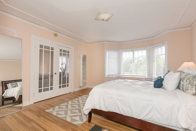 Building Photo - 3434 California St