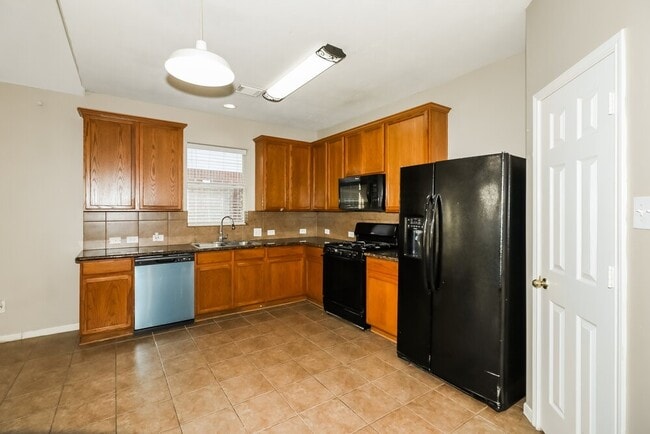 Building Photo - 19902 Owens Trace Ln