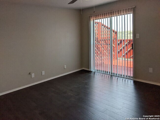 Building Photo - 5528 ALLBROOK