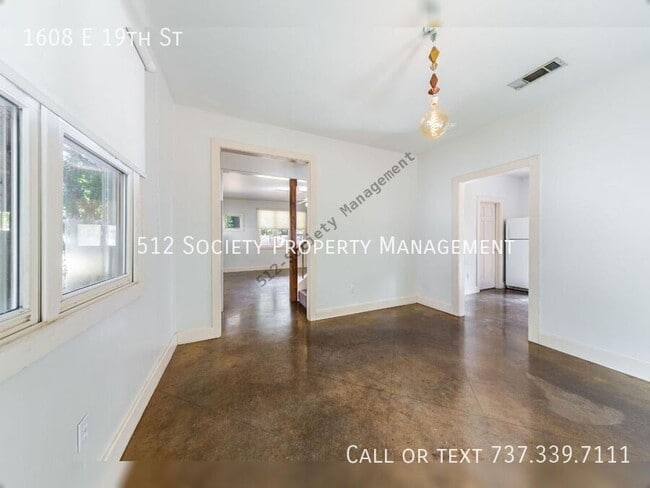 Building Photo - 1608 E 19th St