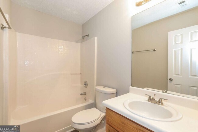 Building Photo - 6961 Mahonia Pl
