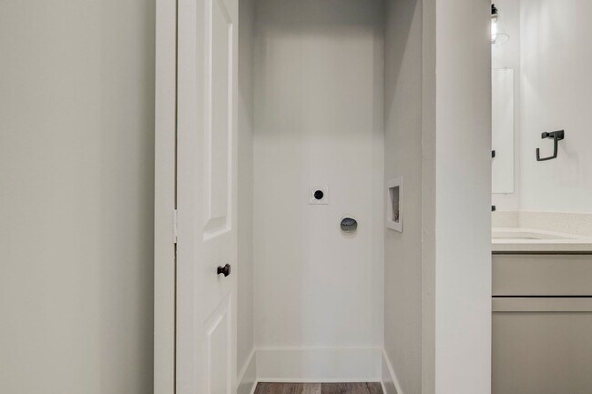 Building Photo - 4115 Whitman Ave