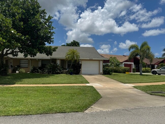 Building Photo - 11894 Suellen Cir