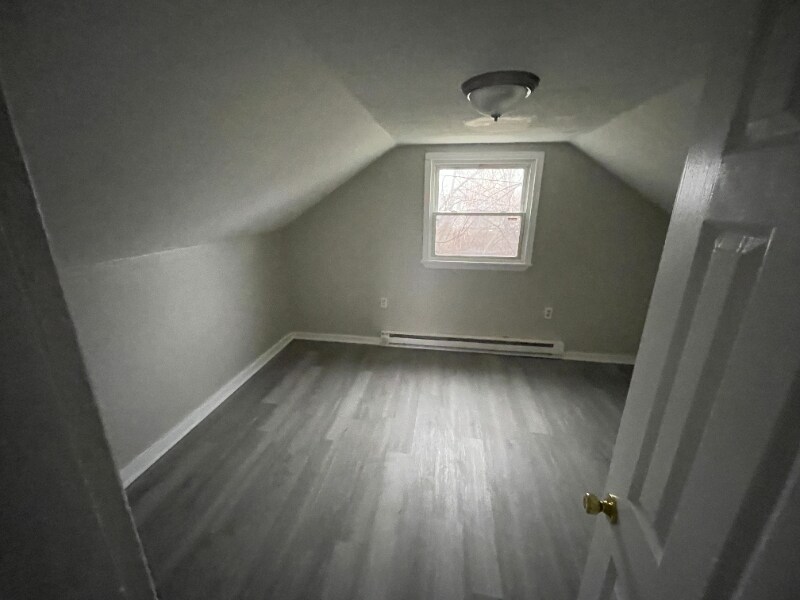 Building Photo - 1322 Brownell Ave