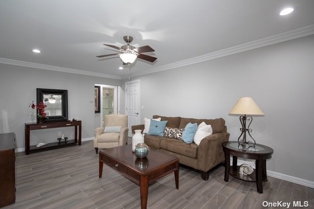 Building Photo - 100 Imperial Way