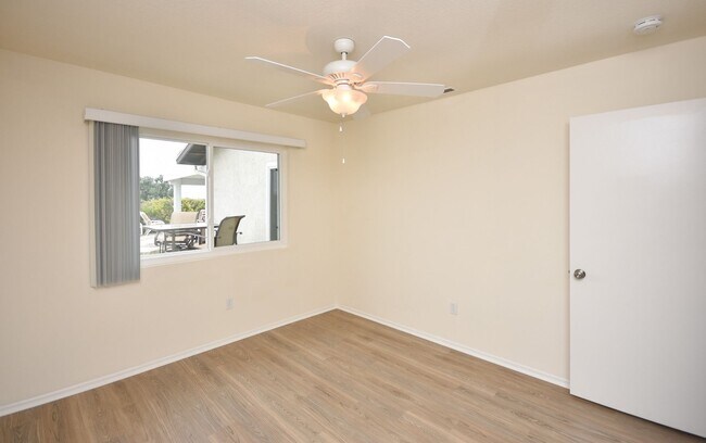 Building Photo - 55+ Senior Community Located on  Peacock Hills!!