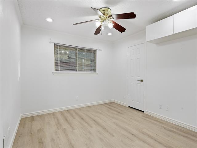 Building Photo - 2050 Lorient Dr