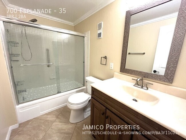 Building Photo - 700 Esplanade-35