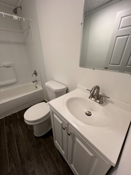 Building Photo - 2345 2nd Ave