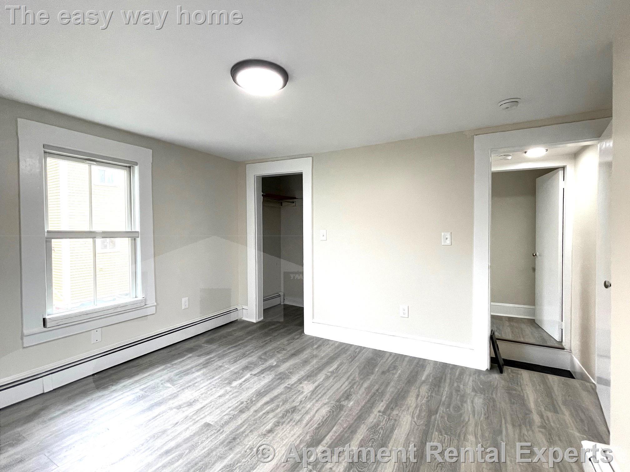 Building Photo - 26 Kenwood St