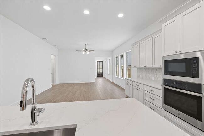 Building Photo - 29934 Stony Frst Dr