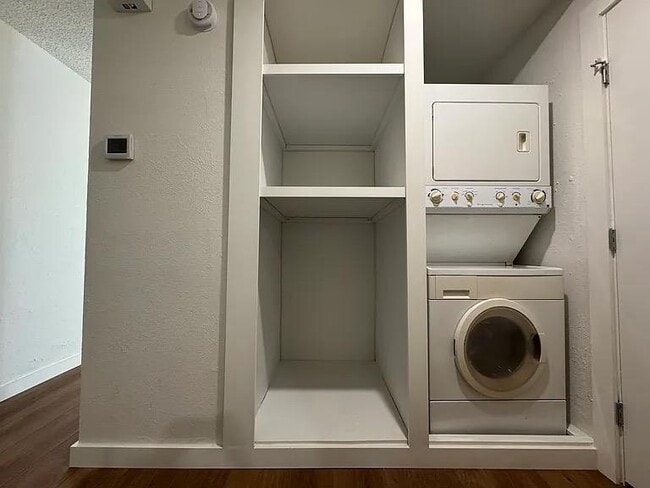 Building Photo - 903 Fieldwood Dr