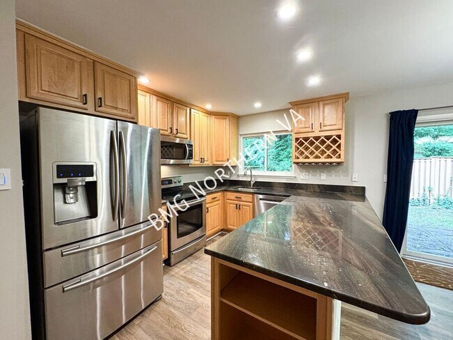 Building Photo - 1476 Greenmont Ct